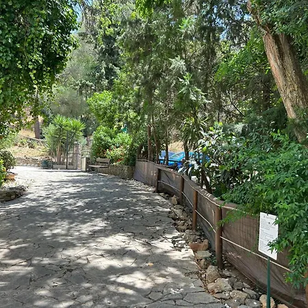 Humaina Ξενοδοχείο