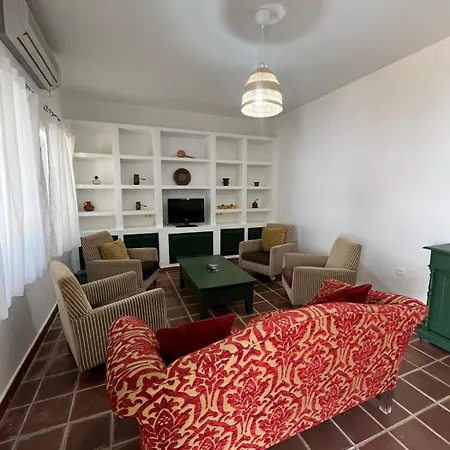 Humaina Hotel