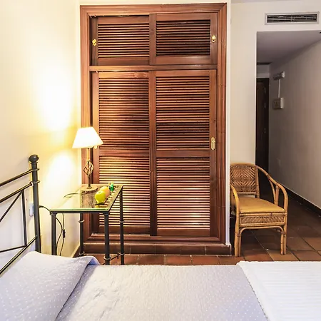 Hotel Humaina