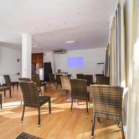 Humaina Hotel