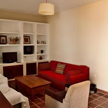 Humaina Hotel 3*
