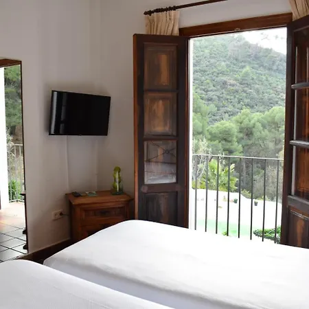 Hotel Humaina 3*