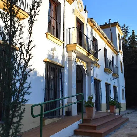 Humaina Hotel 3*