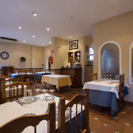 Humaina Hotel