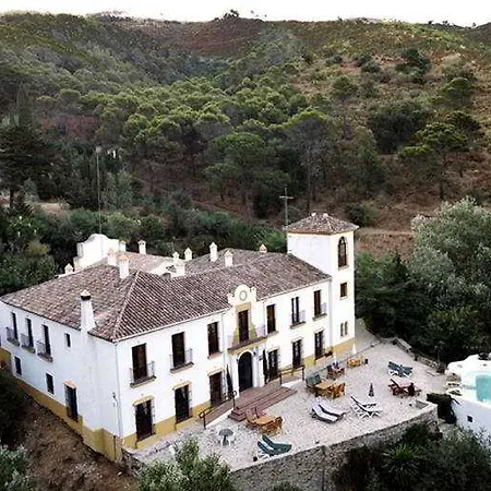 Humaina Hotel 3*