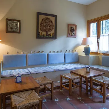 Hotel Humaina