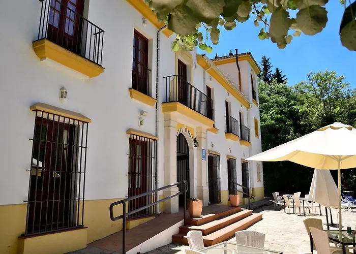 Humaina Hotel