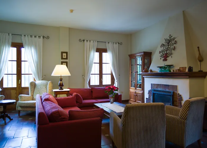 Humaina Hotel 3*