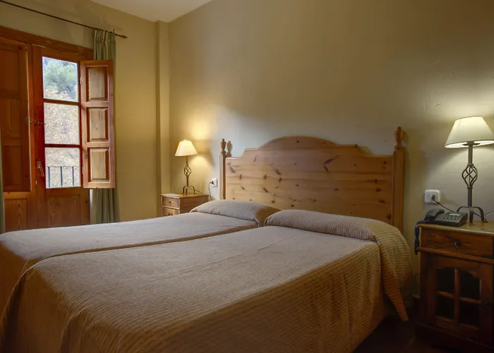 Humaina Hotel 3*