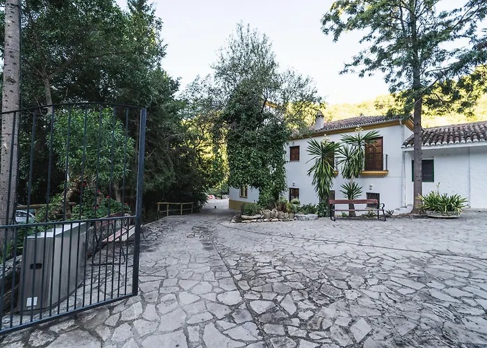 Hotel Humaina