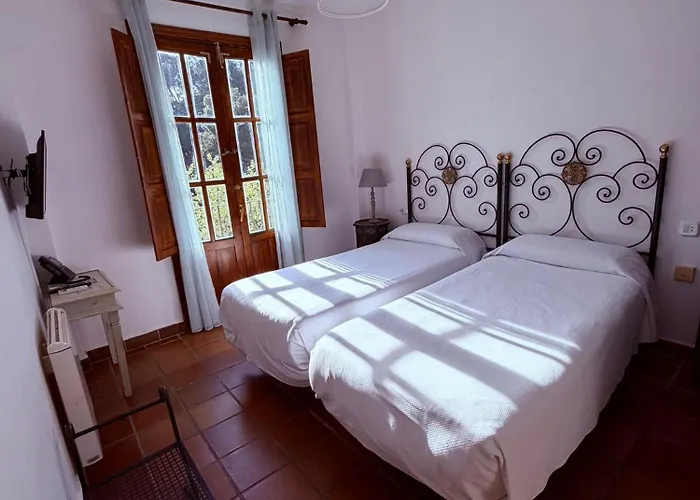 Humaina Hotel 3*