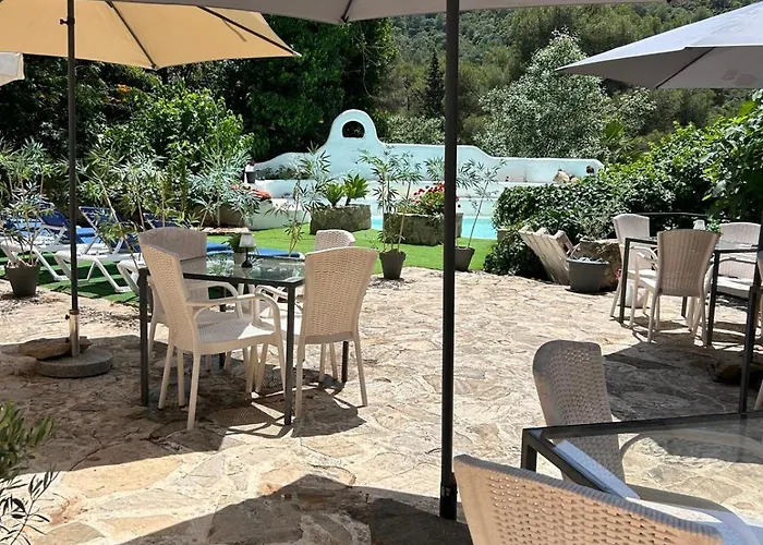Hotel Humaina 3*